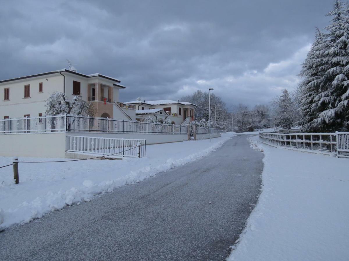 Residence Stella Del Gran Sasso Colledara Экстерьер фото