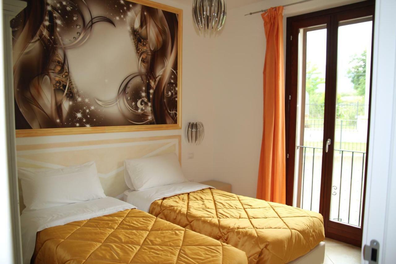 Residence Stella Del Gran Sasso Colledara Экстерьер фото