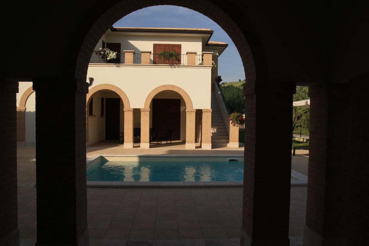 Residence Stella Del Gran Sasso Colledara Экстерьер фото