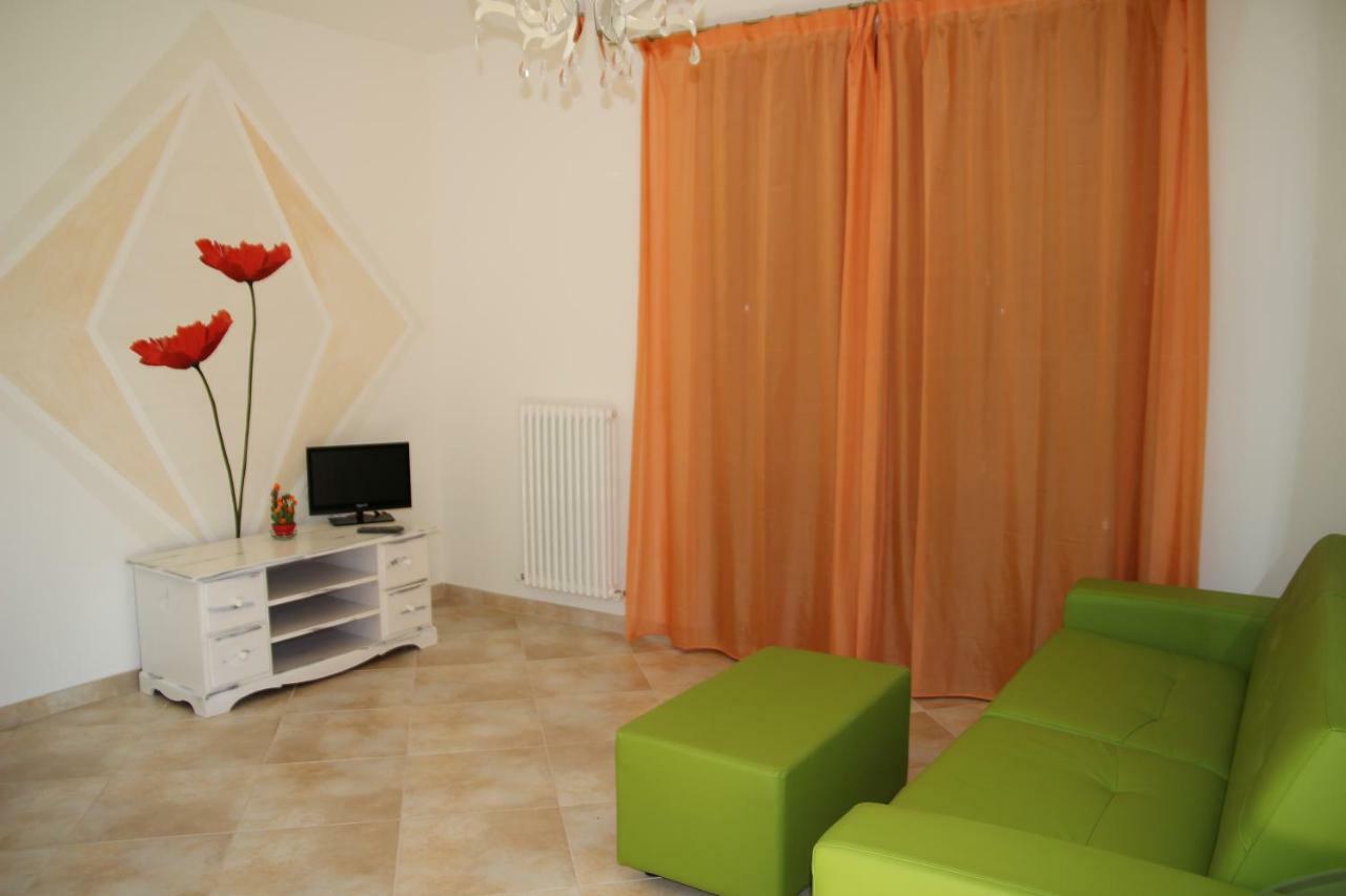 Residence Stella Del Gran Sasso Colledara Экстерьер фото