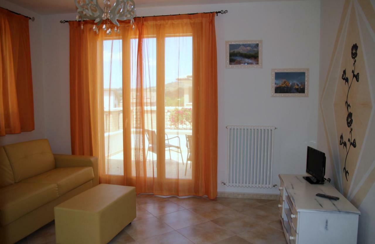 Residence Stella Del Gran Sasso Colledara Экстерьер фото