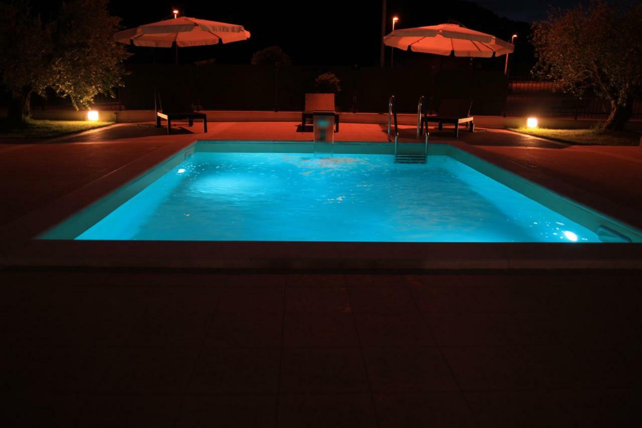 Residence Stella Del Gran Sasso Colledara Экстерьер фото